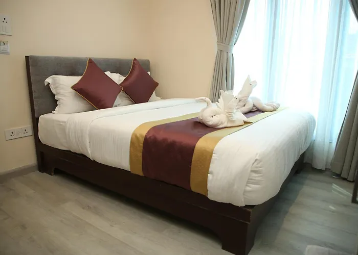Tapowan - Near Tribhuvan International Airport ホテル カトマンズ